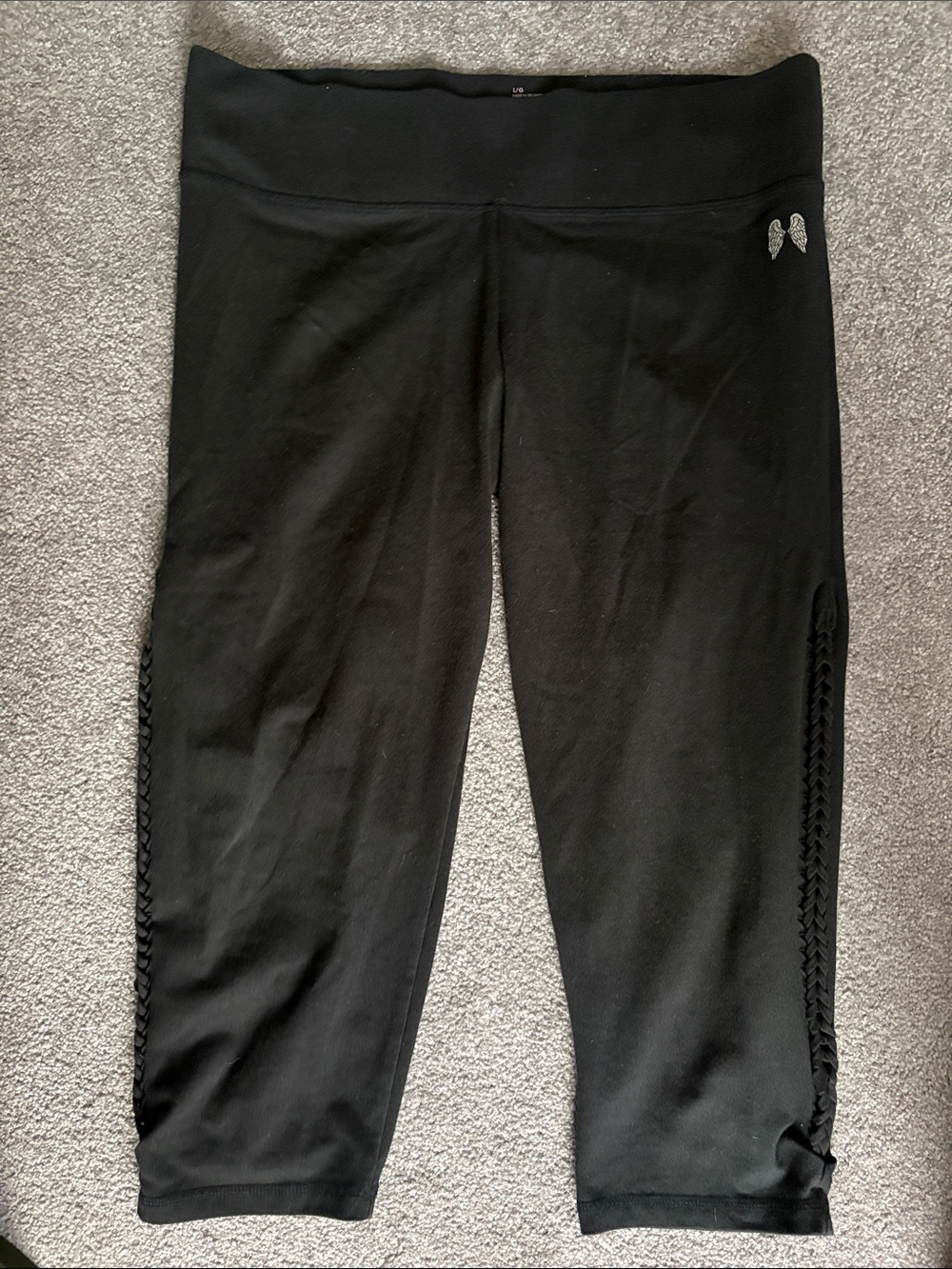 Victoria's Secret Braided Detail Capri Leggings